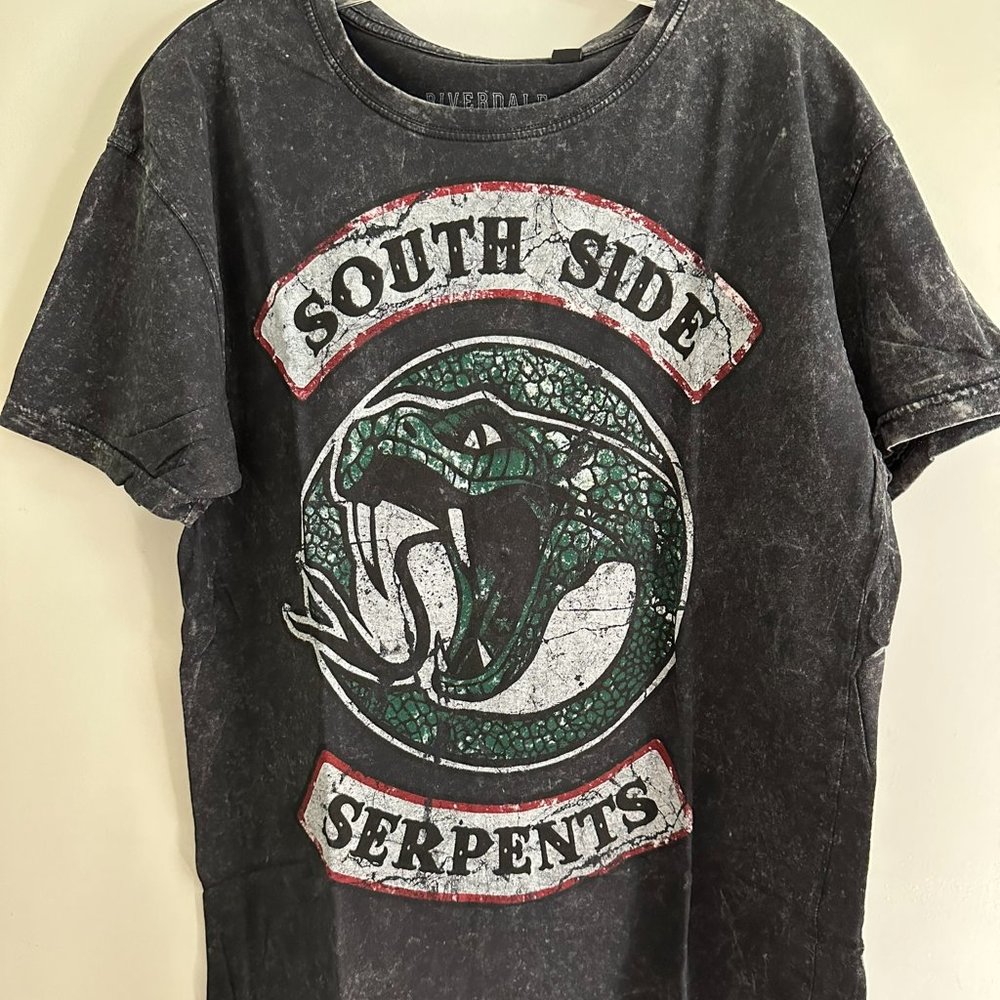 Riverdale Graphic Tee